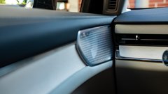 
                                                         Volvo ES90