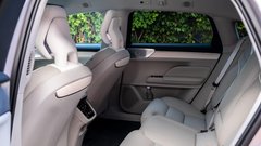 
                                                         Volvo ES90