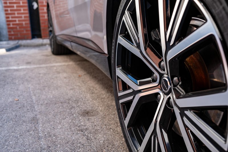 Volvo ES90