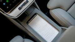 
                                                         Volvo ES90