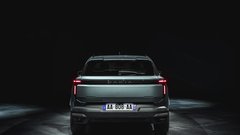 
                                                         Dacia Striker