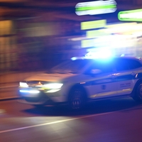 Z Audijem je pred policijo je bežal od Štajerske do Kopra, na koncu so morali policisti izvleči celo pištole (VIDEO)