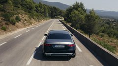 
                                                         Mercedes-Maybach razred S