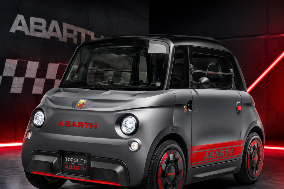 Bo to res novi Abarth? Pri Fiatu bi lahko v bližnji prihodnosti "našpičili" celo Topolina (foto: Avto magazin/ChatGPT)