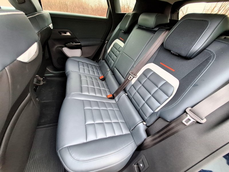 Test: Citroën C5 Aircross Hybrid 145 Max: Sladkosti in priokusi francoske kuhinje