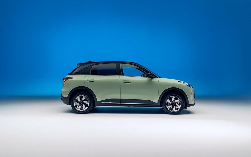 Geely EX2