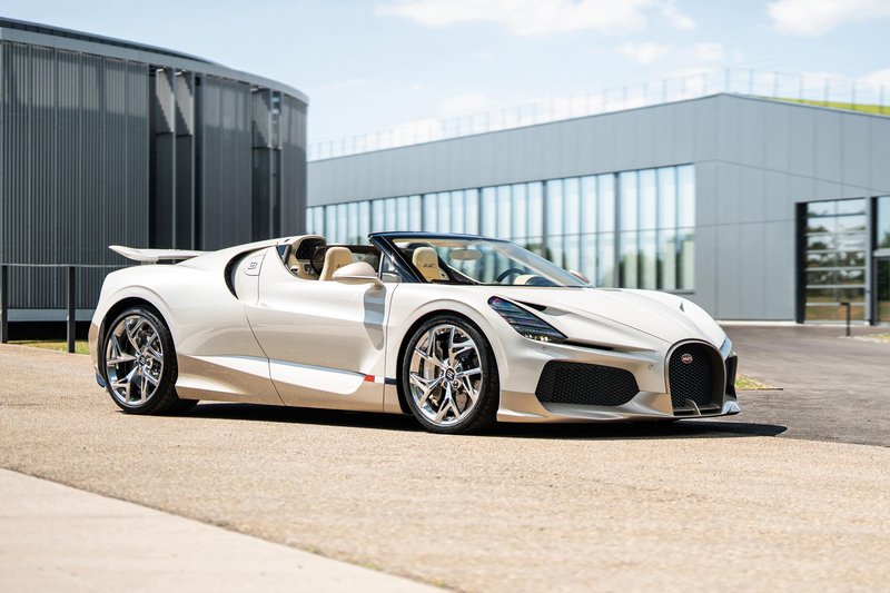 Zadnji Bugatti Mistral W16