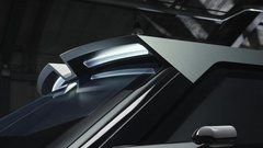 
                                                         Aston Martin Dreadnought