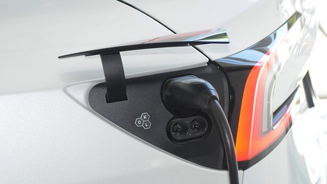 Tesla za 31. julij pripravlja nekaj povsem novega. To je vozilo, ki bo navdušilo predvsem mlade voznike