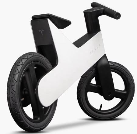 Brez pedalov, motorja in zavor, a s pregrešno visoko ceno