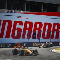 McLaren do zmagena Madžarskem, Antonelli kljub kazni še vedno vodilni