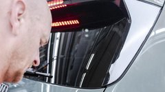 
                                                         Audi Q9