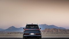 
                                                         Audi Q9