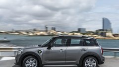 
                                                         MINI - 25 let pod BMW-jem