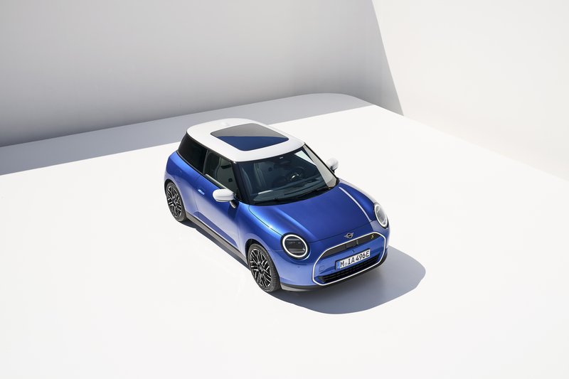 MINI - 25 let pod BMW-jem