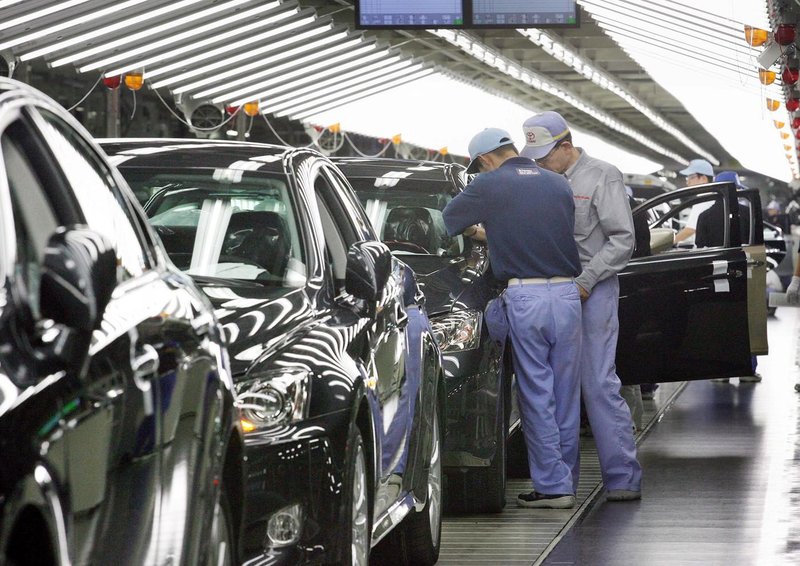 Toyota in Lexus prekinila proizvodnjo. Razlog za to pa precej tragičen
