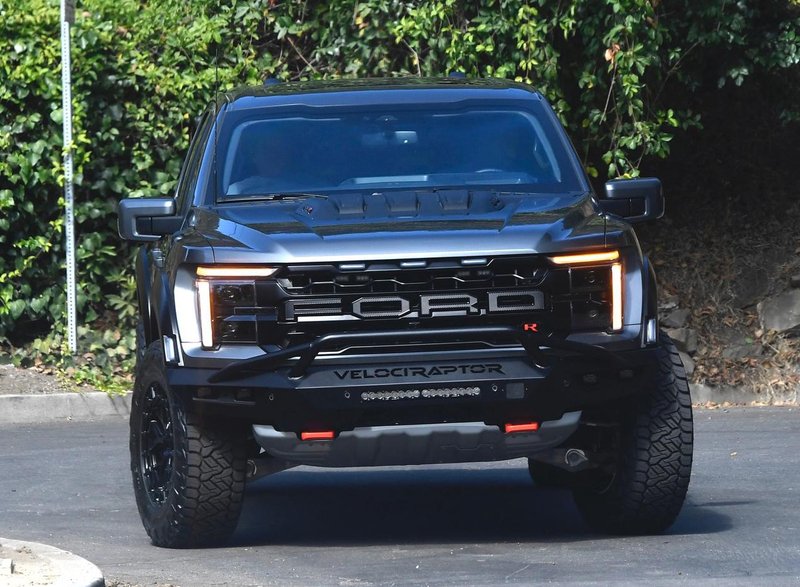 Ben Affleck - Hennessey Ford Velociraptor