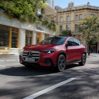 Novo: Mercedes-Benz GLA - Ne le na elektriko ...