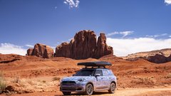 
                                                         MINI Countryman Edition