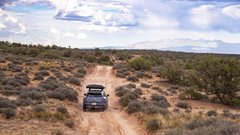 
                                                         MINI Countryman Edition