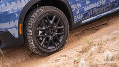 
                                                         MINI Countryman Edition