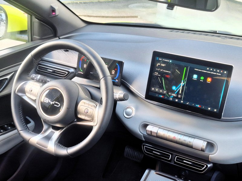 Test: BYD Dolphin Surf Comfort - Za igrivo podobo se skriva resna grožnja
