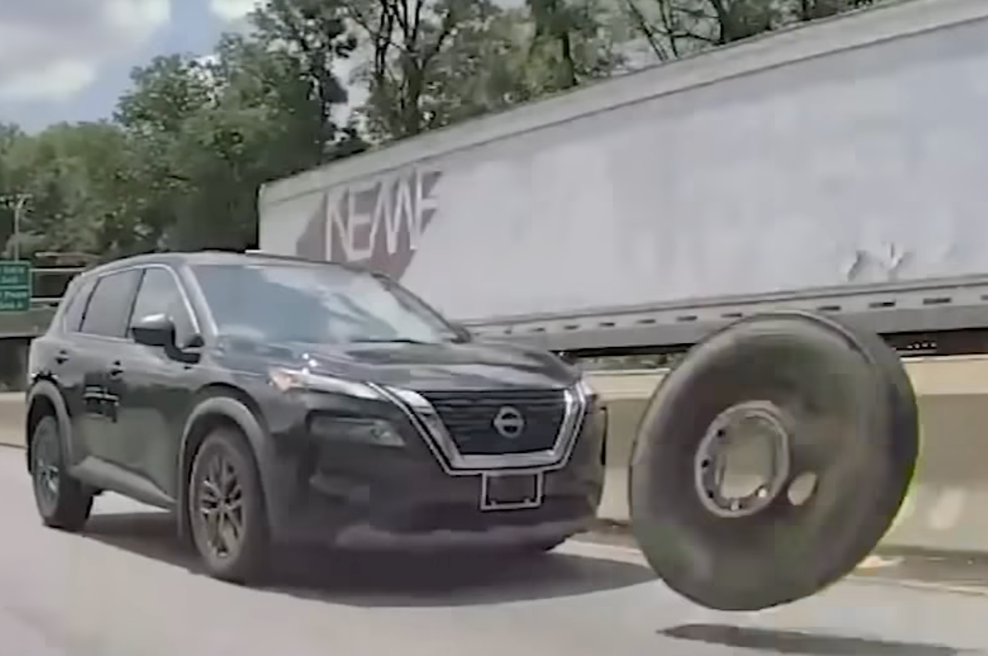 Neverjetno dogajanje na avtocesti. Vse skupaj bi se z lahkoto končalo tragično (VIDEO) (foto: 6abc Philadelphia/Youtube/Zajem zaslona)