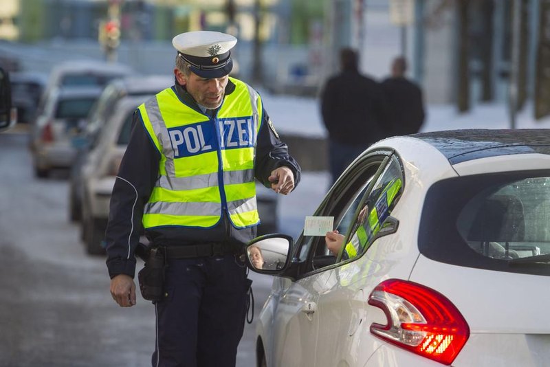 Ko policisti pospravijo radarje, varnostni učinek hitro zbledi