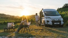 
                                                         Avtodom Adria Twin s prenovo, ki presega običajno osvežitev