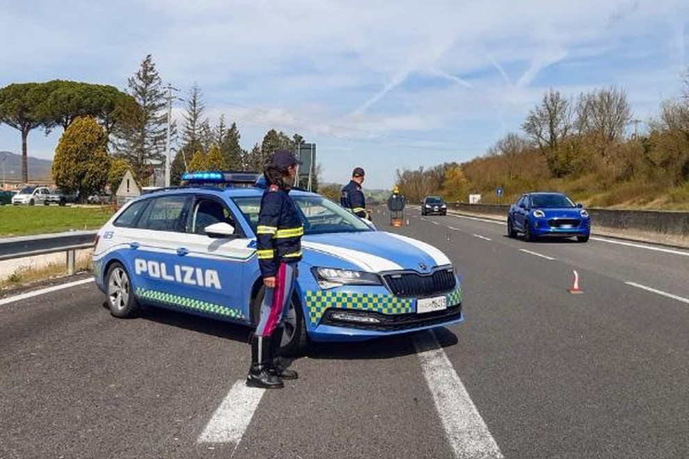 Deset evrov za vsak kilometer na uro previsoke hitrosti. O tem razmišljajo pri zahodnih sosedih