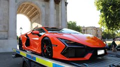 
                                                         London, VB - zaseg avtomobilov