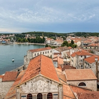 Nihče ni mogel verjeti svojim očem: ko so videli, kaj se dogaja v avtu na parkirišču v Poreču, so takoj poklicali gasilce in reševalce