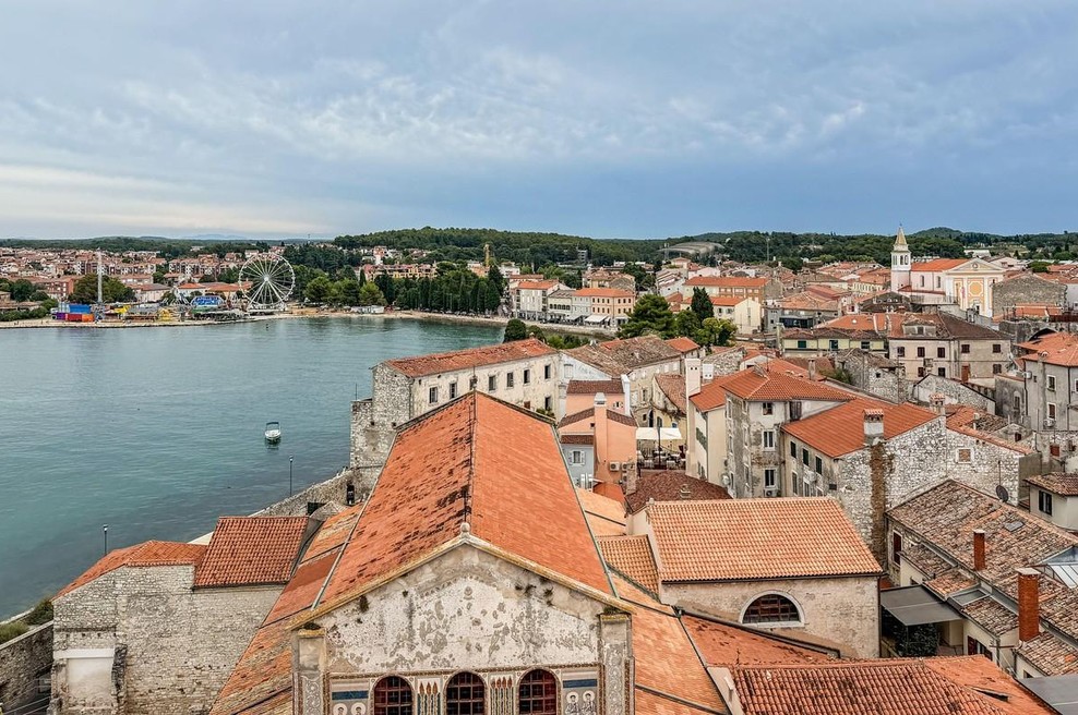 Nihče ni mogel verjeti svojim očem: ko so videli, kaj se dogaja v avtu na parkirišču v Poreču, so takoj poklicali gasilce in reševalce (foto: Profimedia)
