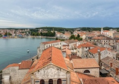 Nihče ni mogel verjeti svojim očem: ko so videli, kaj se dogaja v avtu na parkirišču v Poreču, so takoj poklicali gasilce in reševalce