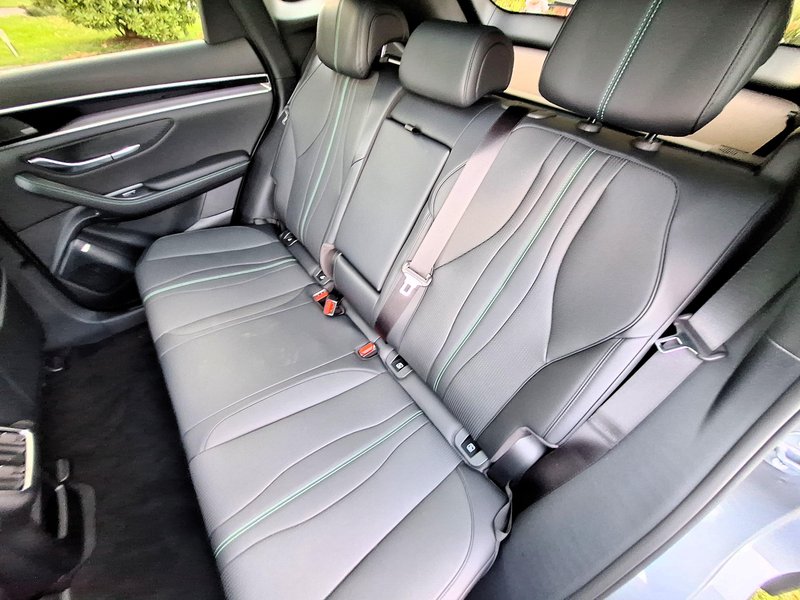 Test: BYD Seal DM-i: Kaj ponuja kitajski tjulenj tako posebnega?