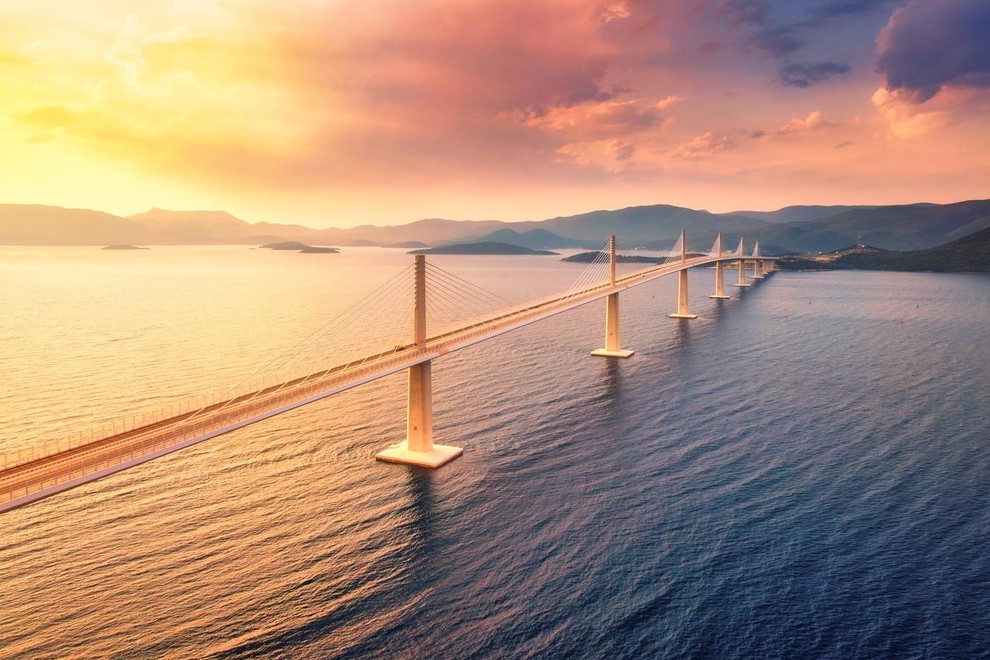 peljesac peljeski most tezave razpoke hrvaska jadran kitajska dela obnova prenova sanacija croatia