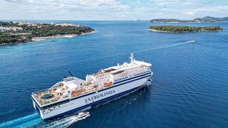 trajekt dalmacija hrvaska jadran jadransko morje okvara tezave popravilo italija
