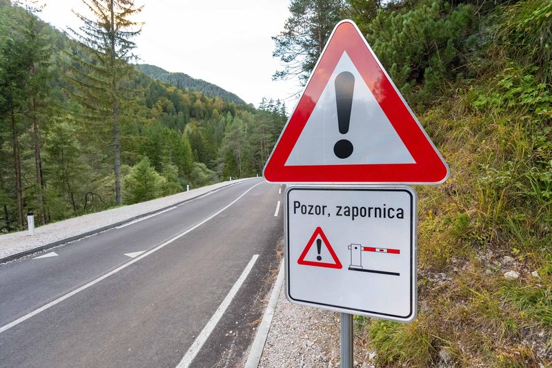 nik bertoncelj vrsic gorenjska sprememba zaprtje dela zapornice prelaz slovenija gorenjska