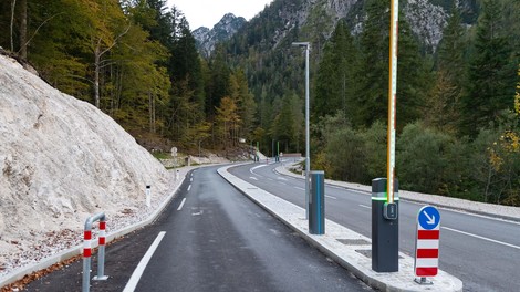 nik bertoncelj vrsic gorenjska sprememba zaprtje dela zapornice prelaz slovenija gorenjska