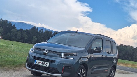 Test: Citroen Berlingo BlueHDi (130) Max XTR  - Tudi pri tridesetih zvesti družinski prijatelj