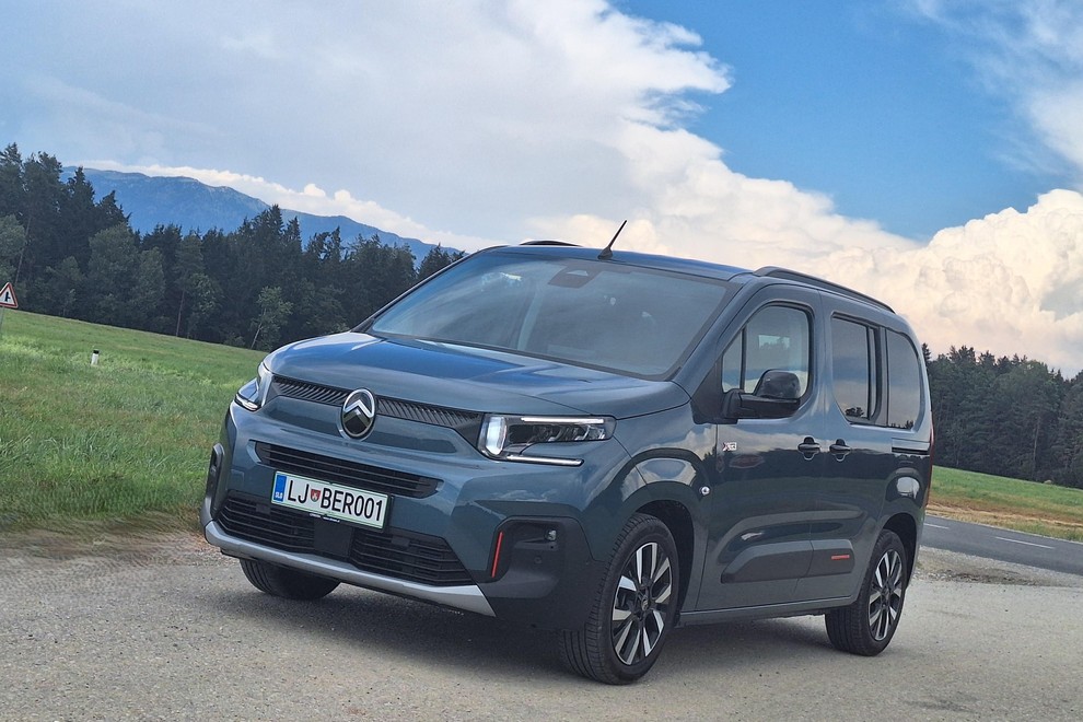 Test: Citroen Berlingo BlueHDi (130) Max XTR  - Tudi pri tridesetih zvesti družinski prijatelj