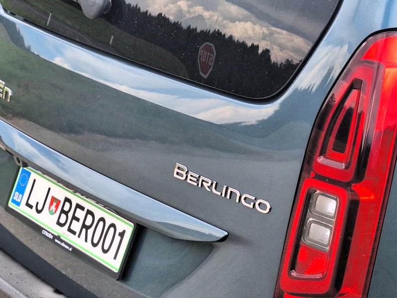 Test: Citroen Berlingo BlueHDi (130) Max XTR  - Tudi pri tridesetih zvesti družinski prijatelj