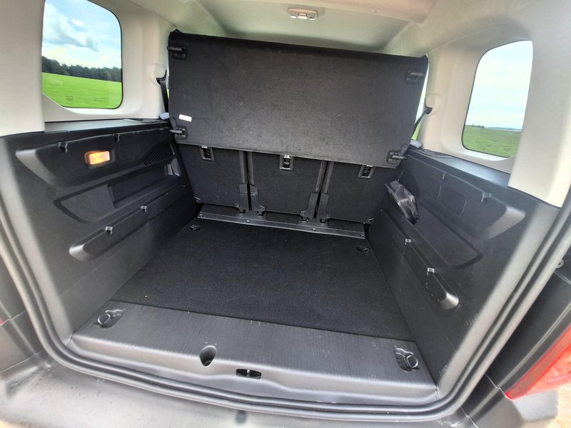 Test: Citroen Berlingo BlueHDi (130) Max XTR  - Tudi pri tridesetih zvesti družinski prijatelj