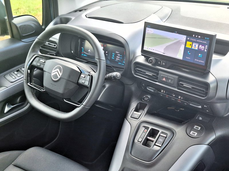 Test: Citroen Berlingo BlueHDi (130) Max XTR  - Tudi pri tridesetih zvesti družinski prijatelj