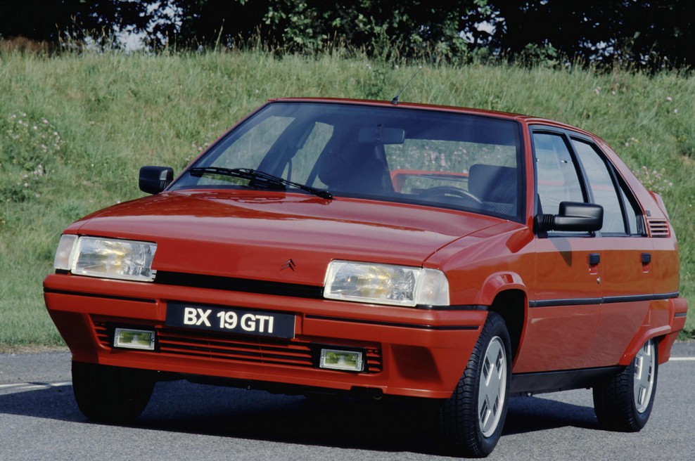 Ko je Citroën še delal avtomobile po svoje: legendarni BX GTi praznuje 40 let (foto: Citroën)