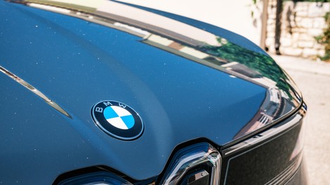 BMW iX3