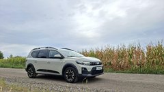
                                                         Test: Dacia Jogger Hybrid 155 - Suvereno