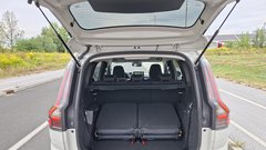 
                                                         Test: Dacia Jogger Hybrid 155 - Suvereno