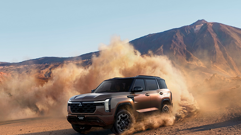 Mitsubishi se vrača h koreninam, takšen surovež bo novi Pajero