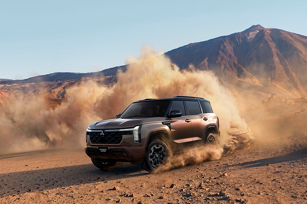 Mitsubishi se vrača h koreninam, takšen surovež bo novi Pajero